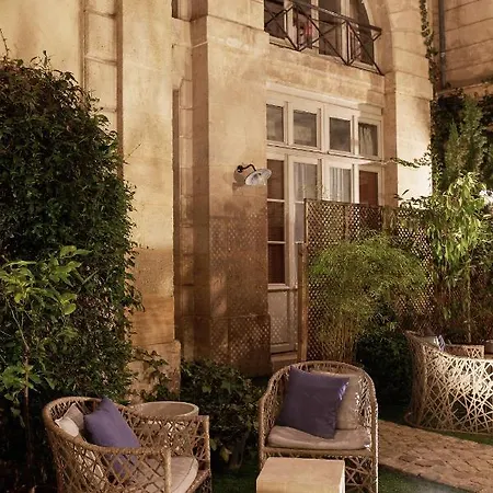 Aparthotel L'apparthotel Particulier 2*