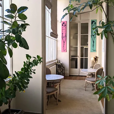 מלון דירות L'apparthotel Particulier 3*