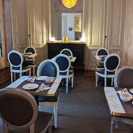 מלון דירות L'apparthotel Particulier 3*