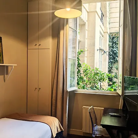 מלון דירות L'apparthotel Particulier 3*